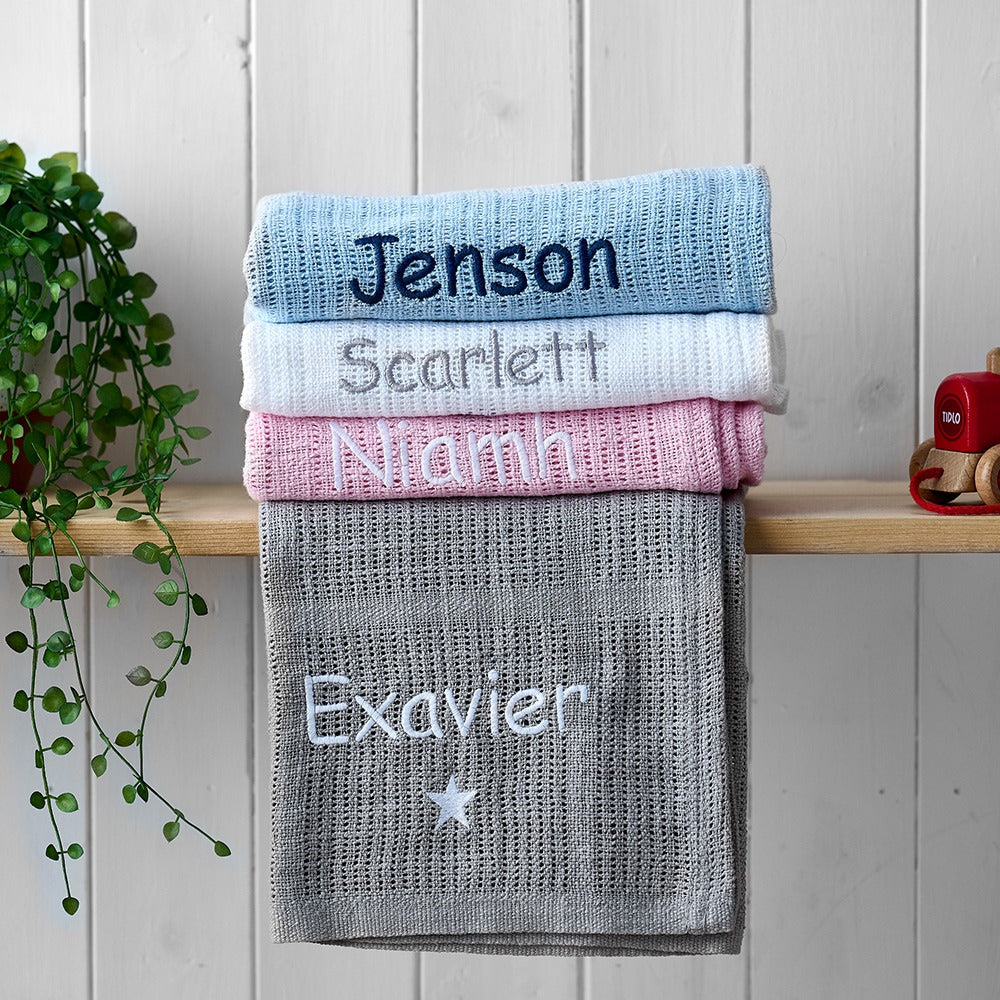 Say Hello to our new personalised baby blankets !