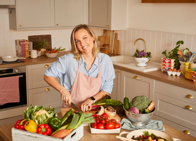 Top Nutritionist Charlotte Stirling-shares her top tips for weaning