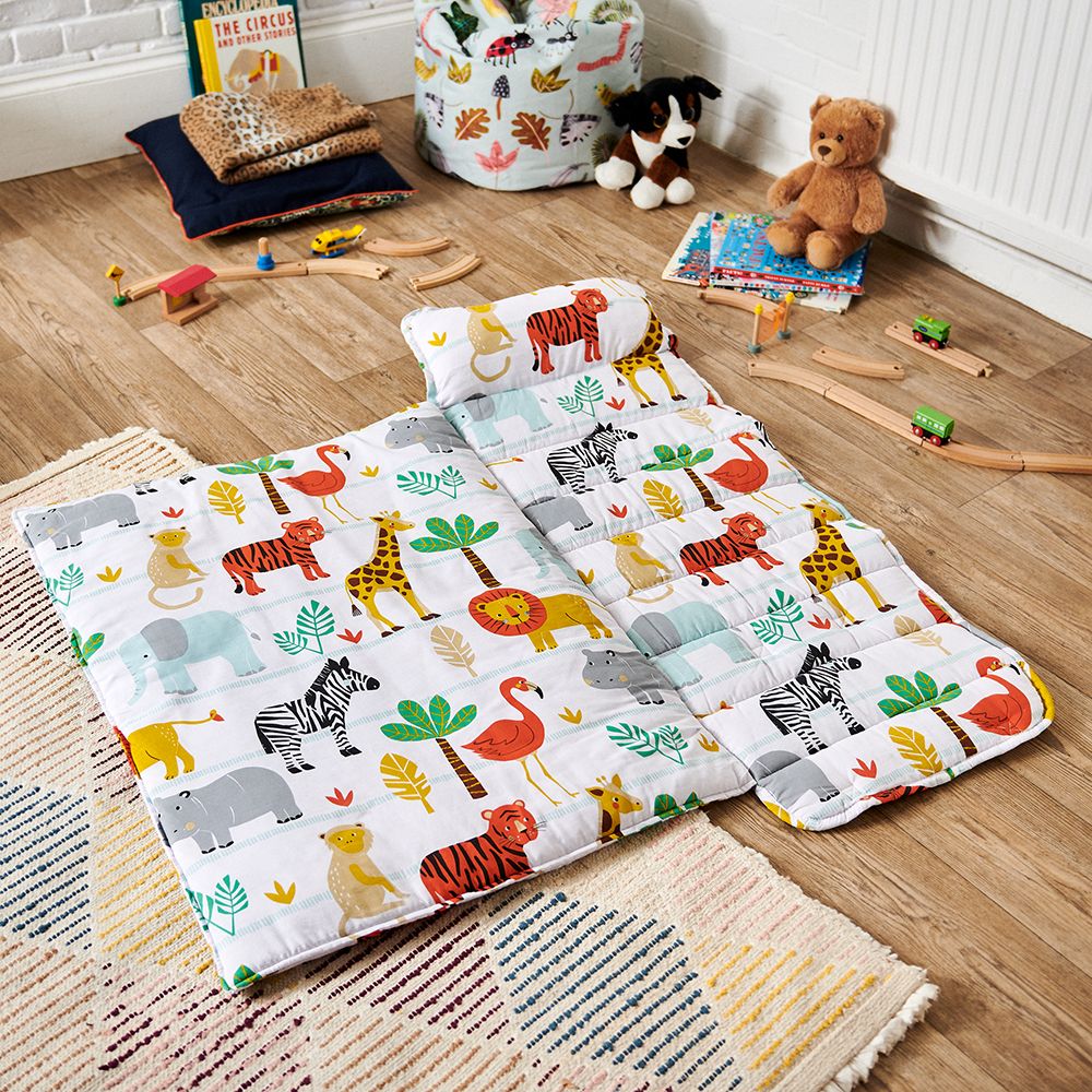 Baby animals on sale nap mat, Preschool nap mat, Giraffe nap mat